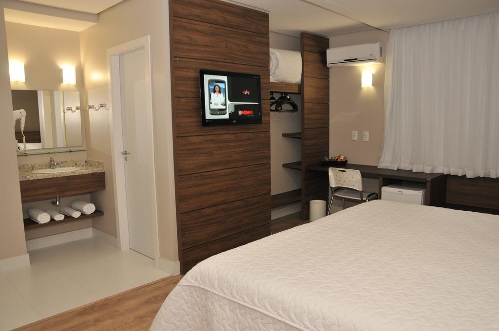 Poente Hotel Sao Lourenco do Oeste Quarto foto